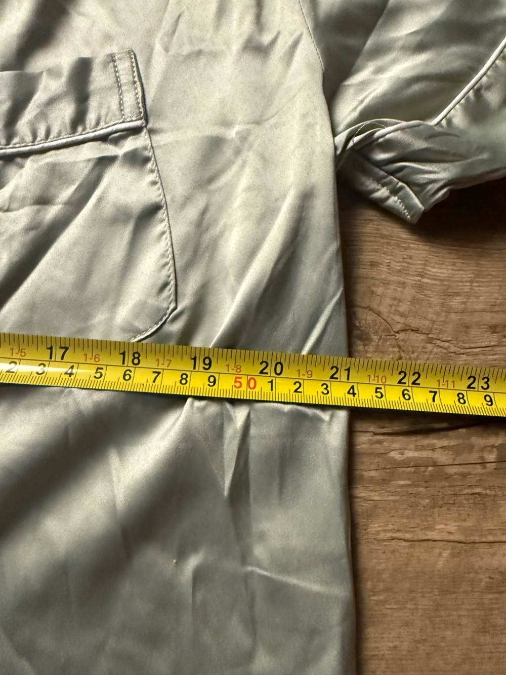 Source Unknown Silver Satin Pajama Top